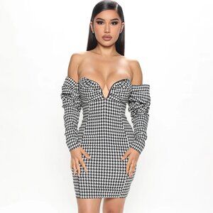 Daydreamin' Puff Sleeve Houndstooth Dress